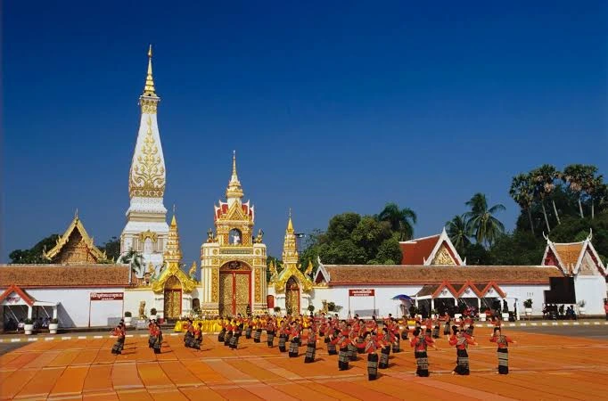 พิกัดขอหวย วัดพระธาตุพนม จ.นครพนม ส่องเลขเด็ด
