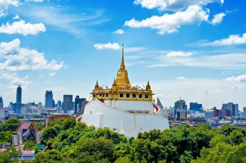 พิกัดขอหวย วัดภูเขาทอง พร้อมวิธีไหว้ขอโชคลาภ